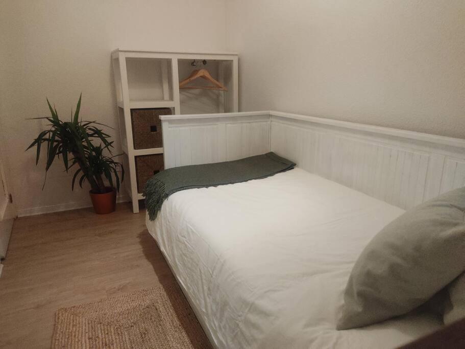 En Mogro. Apartment *